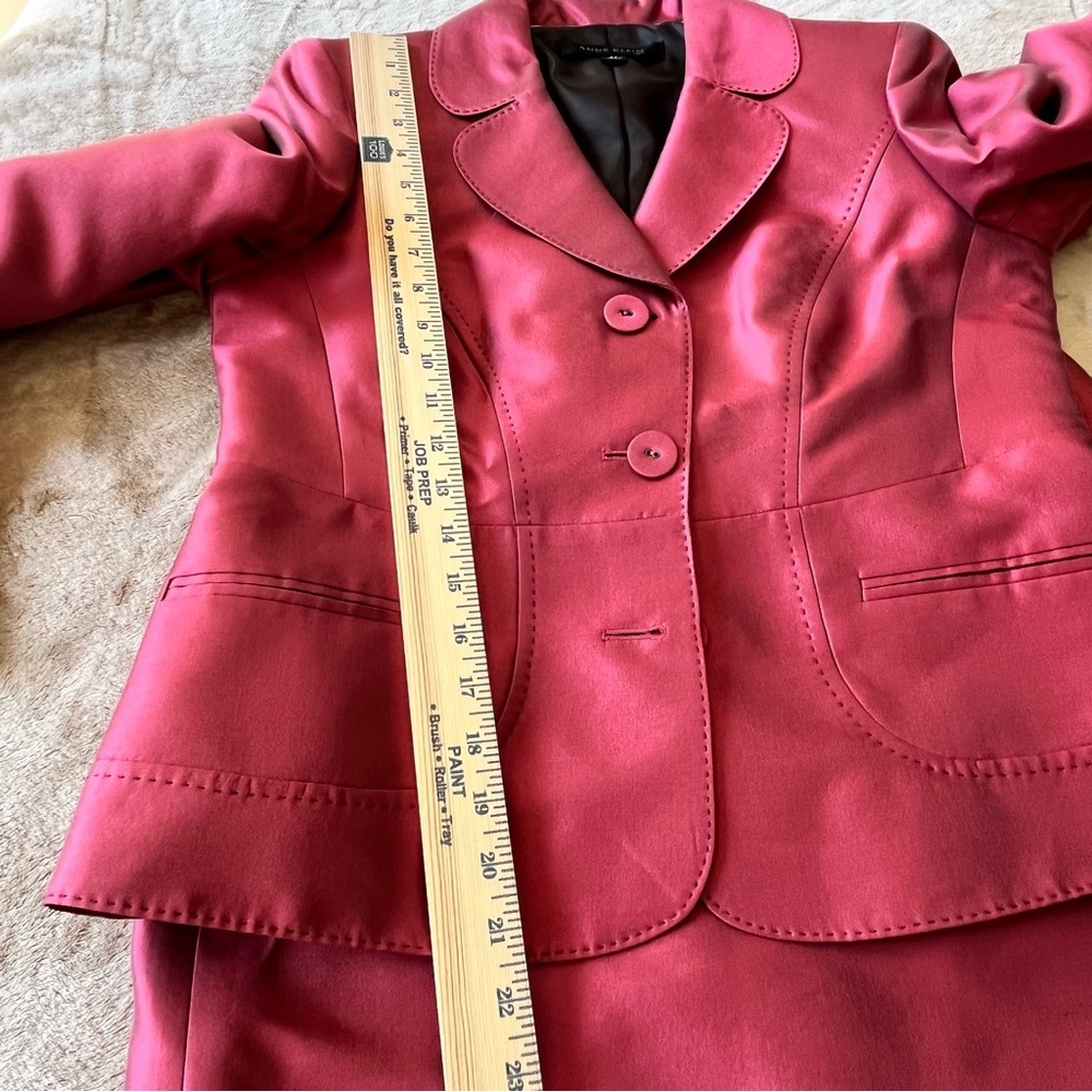 Anne Klein Suit Tea Rose Blazer Skirt Set Top Stitch Covered Buttons Size 8P - Picture 11 of 16